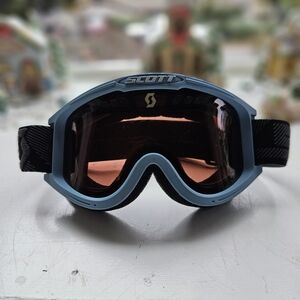 Scott Black and Blue Ski / Snowboard Goggles